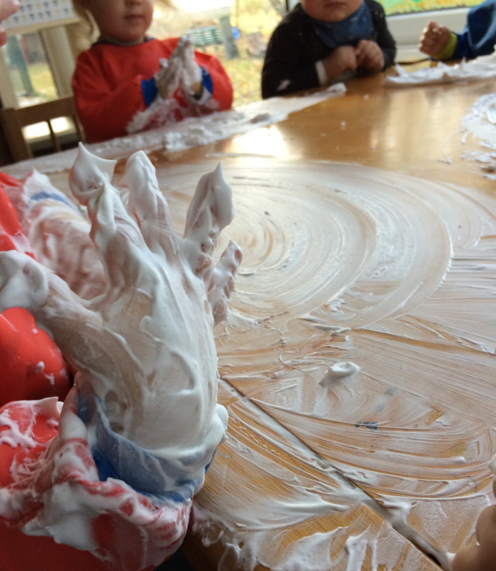 Matschen mit Rasierschaum Matschen mit Rasierschaum